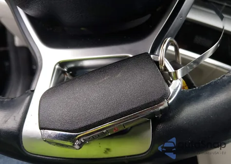 2023 Kia Sportage Hybrid Ex z USA, uszkodzony, nr VIN KNDPVCAG8P7041572